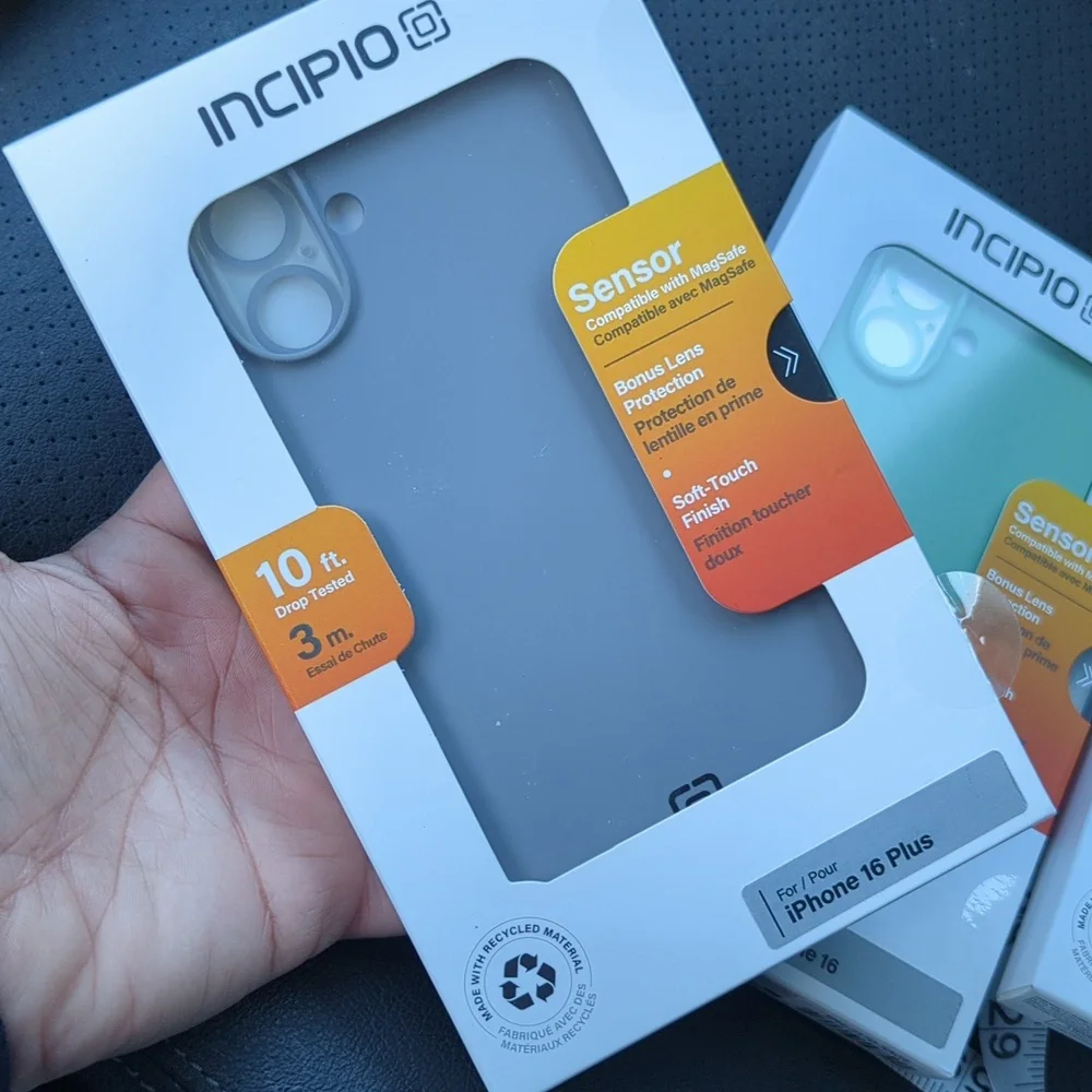 iPhone 16‎ Plus Gray Soft Phone Case Incipio Sensor Magsafe NIB